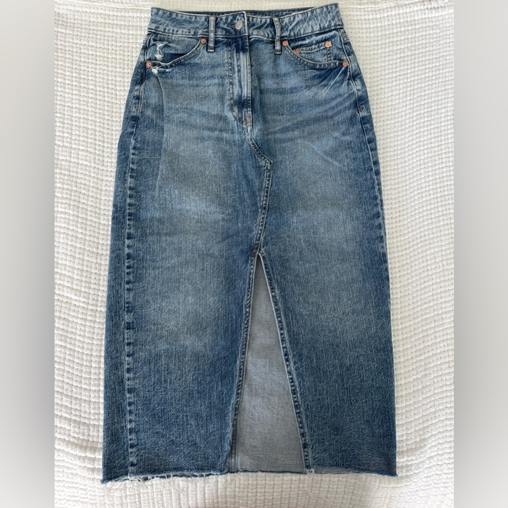 Gap Denim Pencil skirt with Front Slit